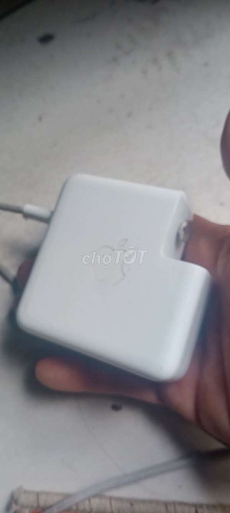Sạc laptop Macbook Trắng Sạc nhanh. Mua bán Phụ kiện (Màn hình, Chuột...) tại Quận 6 Tp Hồ Chí Minh được đăng bởi Hiếu Nguyễn hình 1