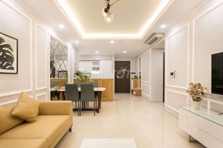 Căn hộ Sky Center Phổ Quang, 34m2 11tr, 2PN 15tr, 3PN 23triệu
