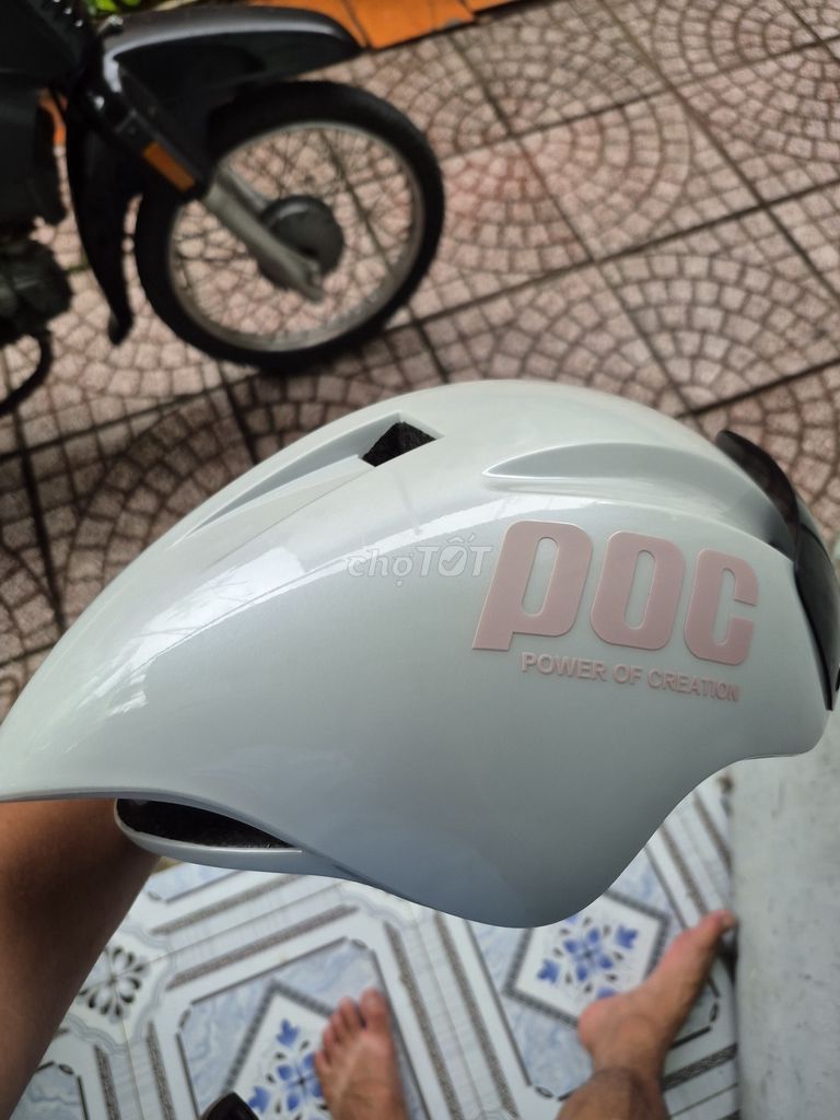 Mũ bảo hiểm POC Trắng. Mua bán Phụ kiện thời trang khác tại Thành phố Vĩnh Long Vĩnh Long được đăng bởi Giang hình 1