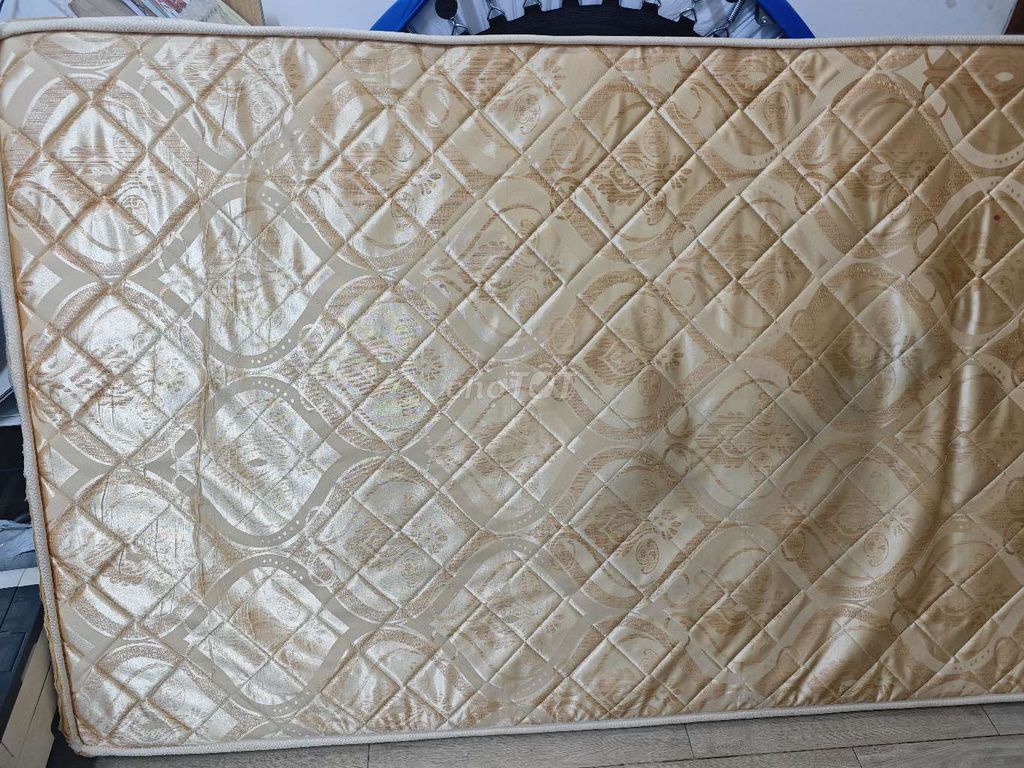 Nệm Vàng kem Vải mềm mại. Mua bán Giường, chăn ga gối nệm tại Quận Ngũ Hành Sơn Đà Nẵng được đăng bởi Quốc Anh hình 1
