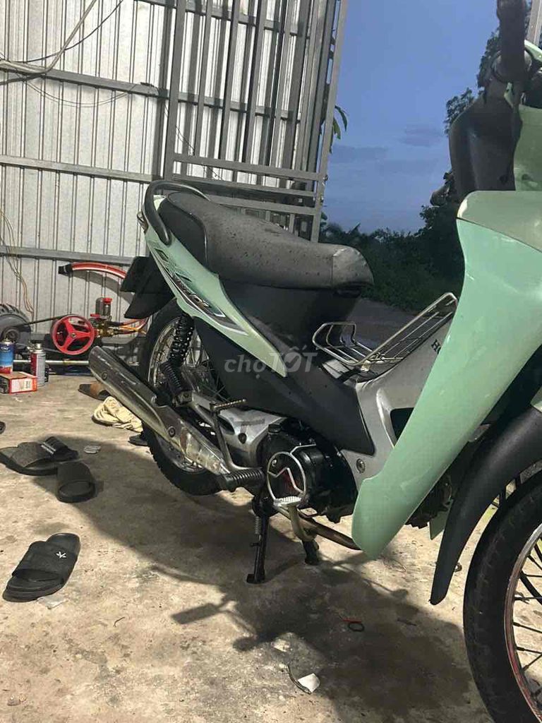 Xe ít ik cần bán lại wave 50 xe còn khá mới máy im. Mua bán Xe máy tại Huyện Châu Phú An Giang được đăng bởi nguyen duy manh hình 3