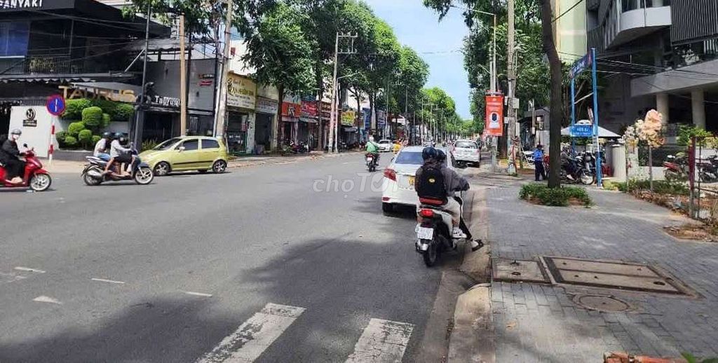 Cho thuê mặt bằng kinh doanh đường 30/4, Thủ Dầu Một