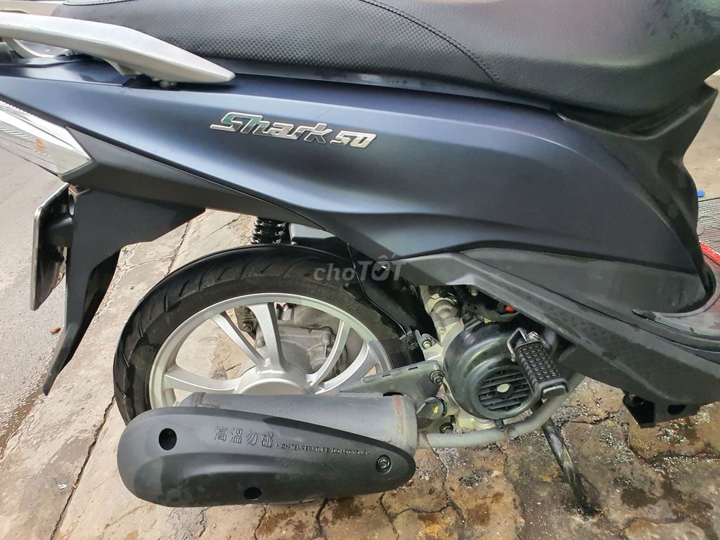 Xe SHARK 50cc zin nguyên bản, xe êm tiết kiệm xăng. Mua bán Xe máy tại Thành phố Thủ Đức Tp Hồ Chí Minh được đăng bởi tiệm sửa otô xe máy quốc toàn quốc tuân hình 5