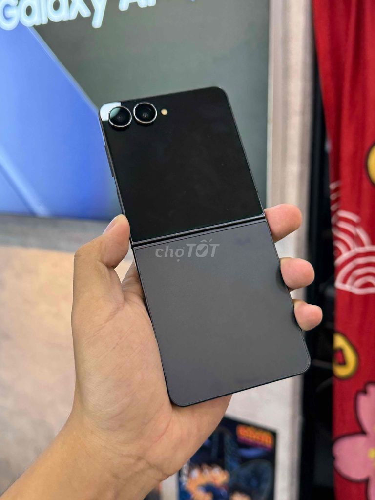Samsung Zflip7 512GB Đen. Mua bán Điện thoại tại Quận 10 Tp Hồ Chí Minh được đăng bởi Hậu Lưu hình 1