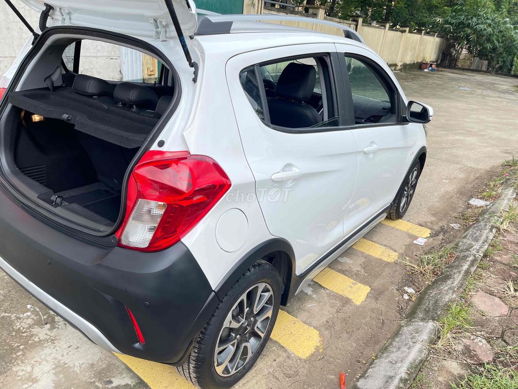 VinFast Fadil Plus 2021 Белый 62000 км