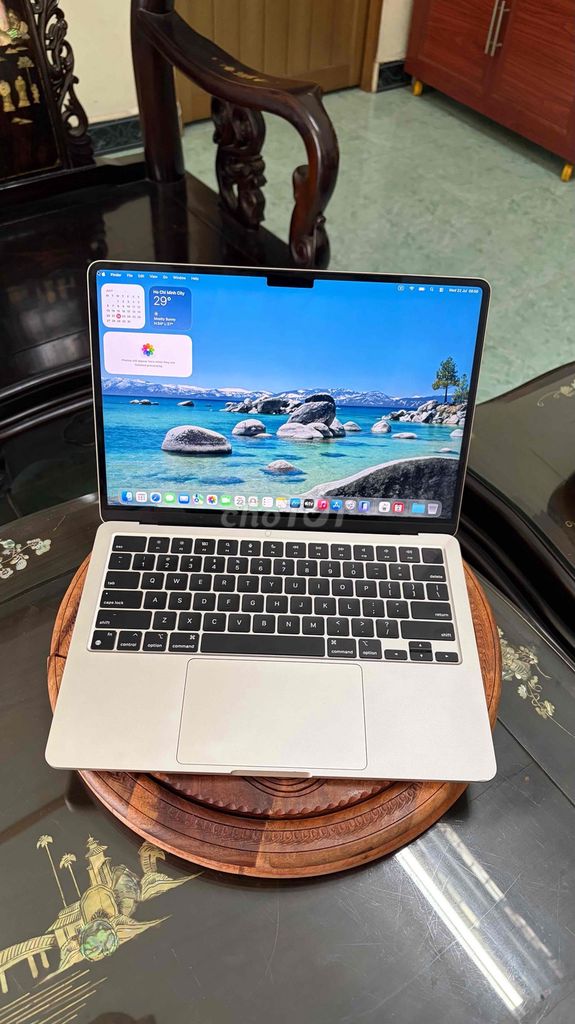 Apple Macbook Air M3 13 inch 8GB/256GB Starlight. Mua bán Laptop tại Thành phố Thủ Dầu Một Bình Dương được đăng bởi Phạm Bảo Ngọc hình 1