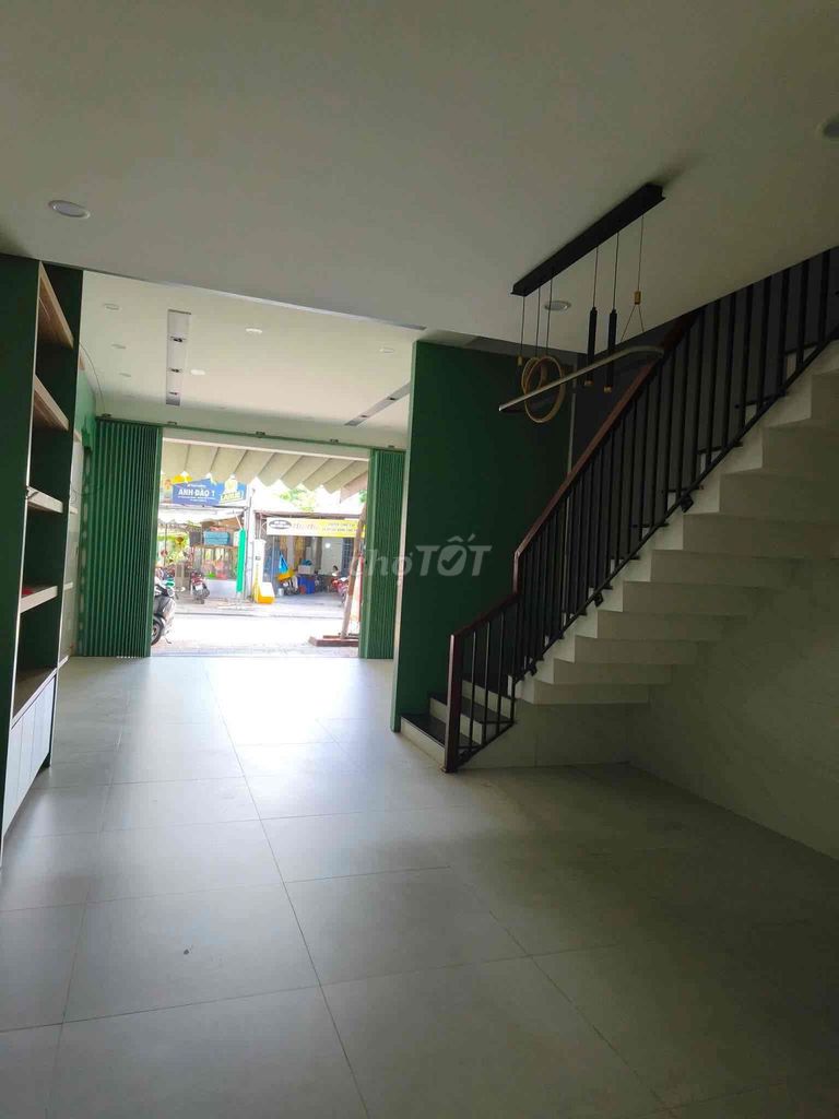 nhà 3 tầng đường 7m5 Trần Ngọc Sương 92m2 giá 12triệu