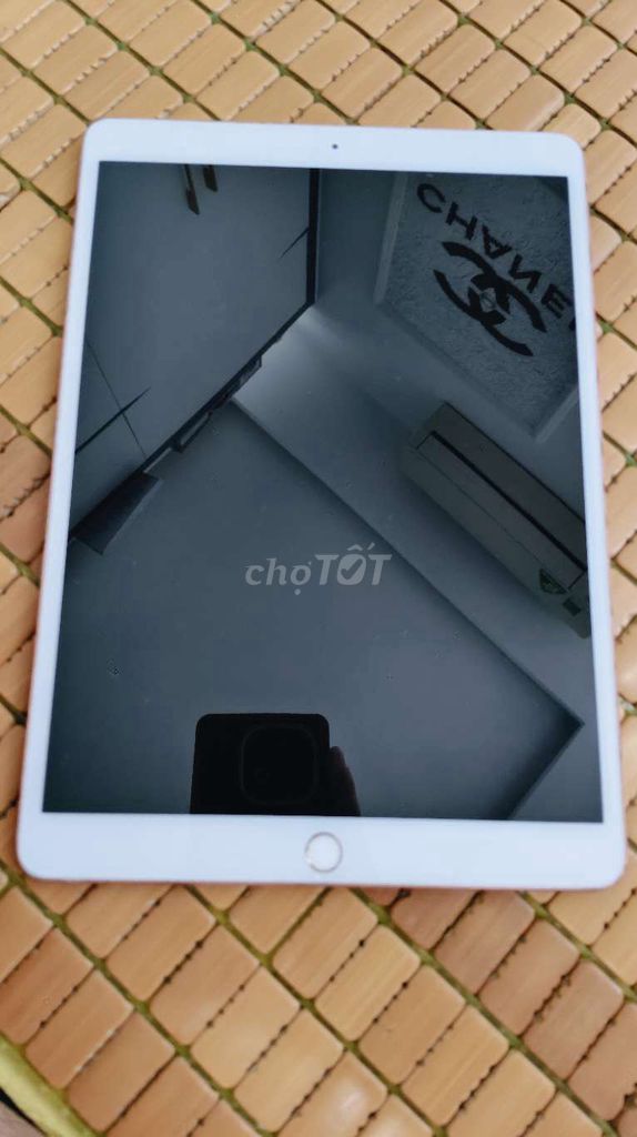 Apple iPad Pro 10.5 inch 64GB Hồng. Mua bán Máy tính bảng tại Quận Lê Chân Hải Phòng được đăng bởi Nguyễn Tùng hình 1