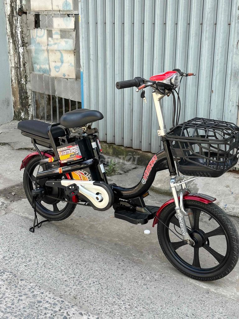 yamaha . 4 bình chạy khỏe. có bảo hành có sip