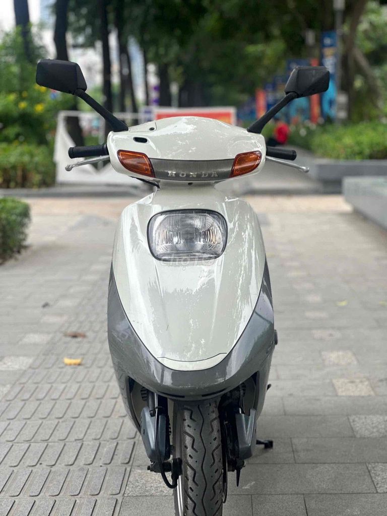 Honda Spacy 2000 бело-серая