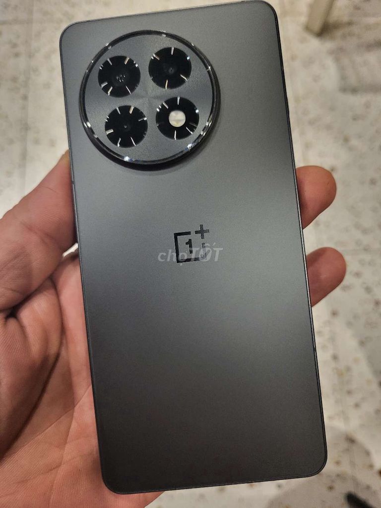 OnePlus Ace 5 256GB Đen. Mua bán Điện thoại tại Quận Gò Vấp Tp Hồ Chí Minh được đăng bởi Pham Van Hung hình 1