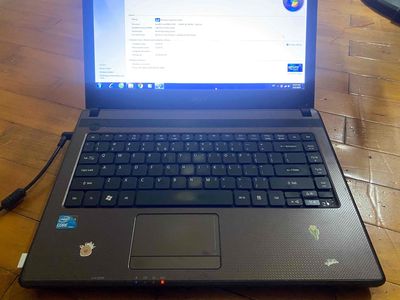 em có con laptop cũ acer không sử dụng đến. Mua bán Laptop tại Quận Hoàn Kiếm Hà Nội được đăng bởi tu tung