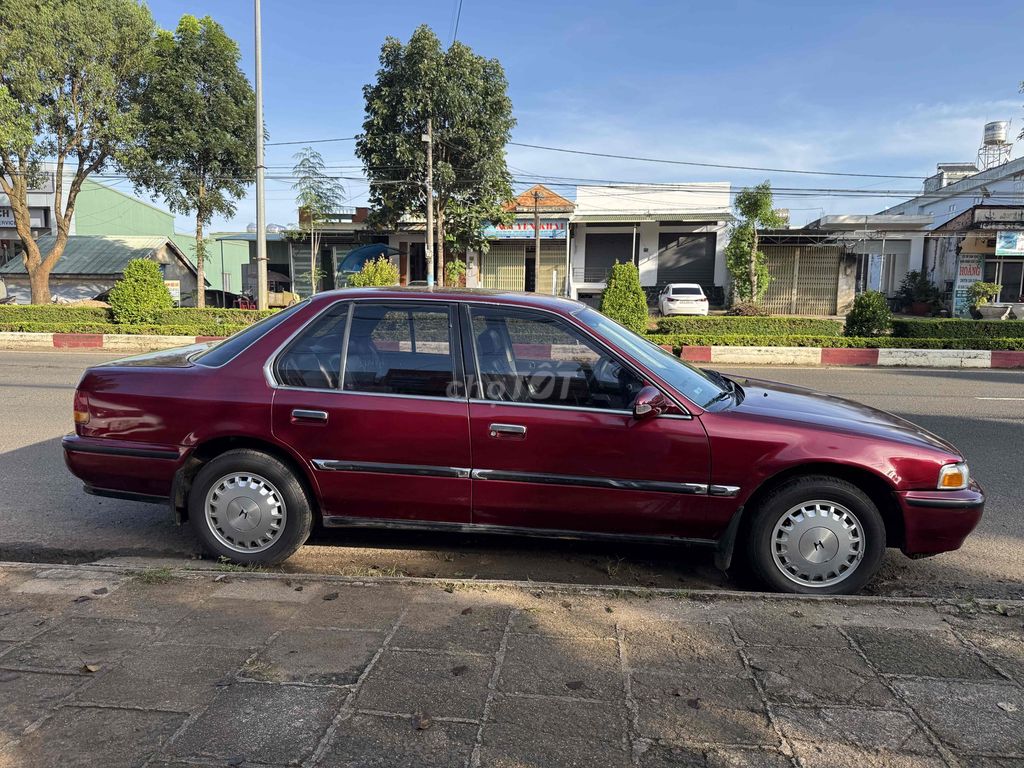 Honda Accord 1990 MT - 200000 km. Mua bán Ô tô tại Thành phố Pleiku Gia Lai được đăng bởi minh hình 3