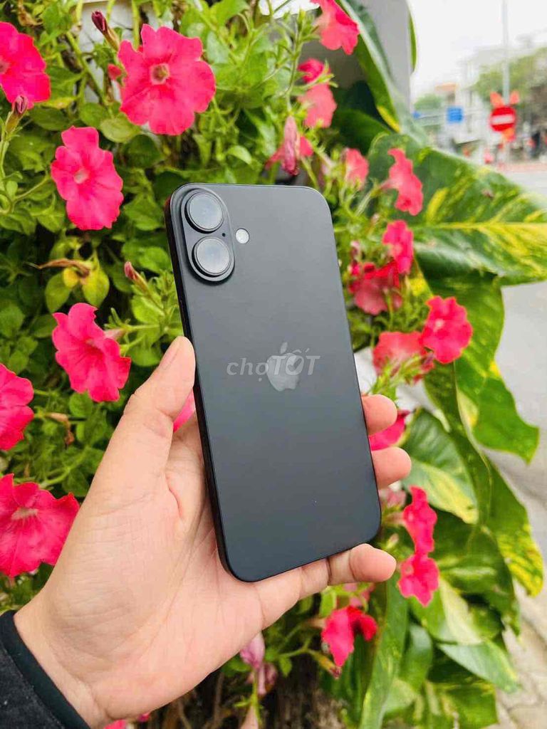 Apple iPhone 16 Plus 128GB Đen 99%. Mua bán Điện thoại tại Quận Sơn Trà Đà Nẵng được đăng bởi Ngọc Hoàng Center hình 1