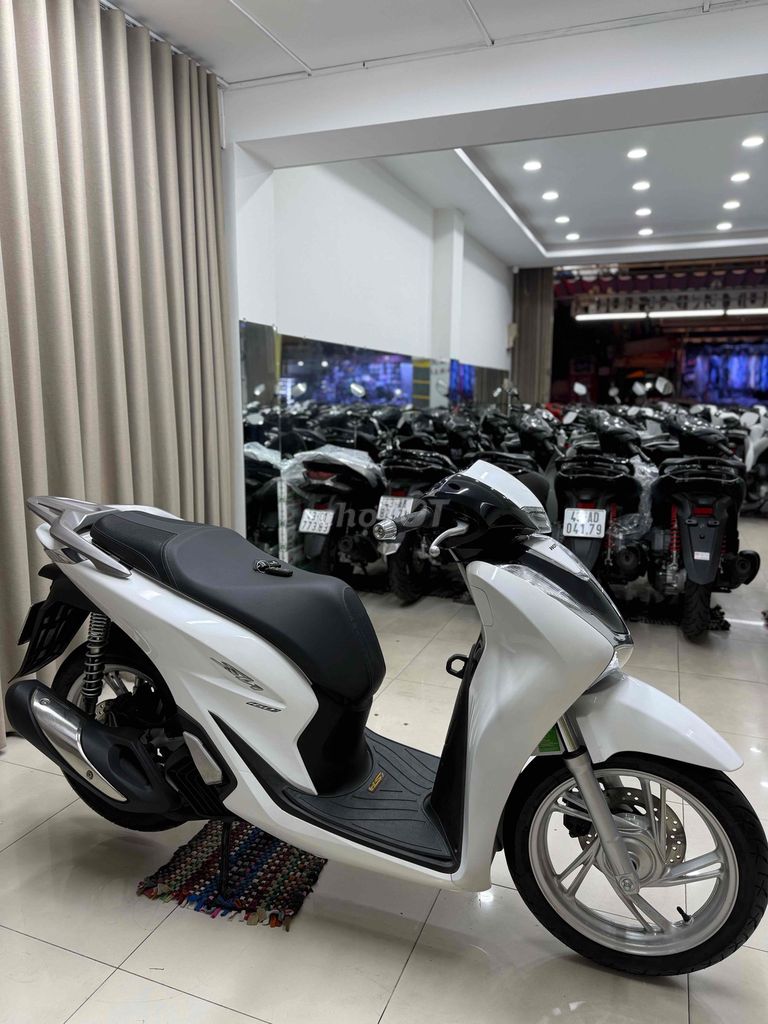 SH 160abs đk cuối 2024 cần sang nhượng. Mua bán Xe máy tại Quận Thanh Khê Đà Nẵng được đăng bởi THẾ MẪN CHUYÊN XE LƯỚT CÓ BÁN TRẢ GÓP  hình 3