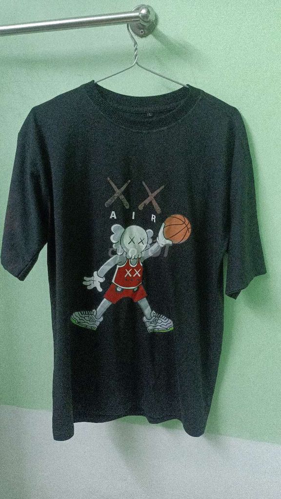Áo thun Cotton Unisex màu Đen size L. Mua bán Quần áo tại Quận 10 Tp Hồ Chí Minh được đăng bởi LunaPoet hình 1