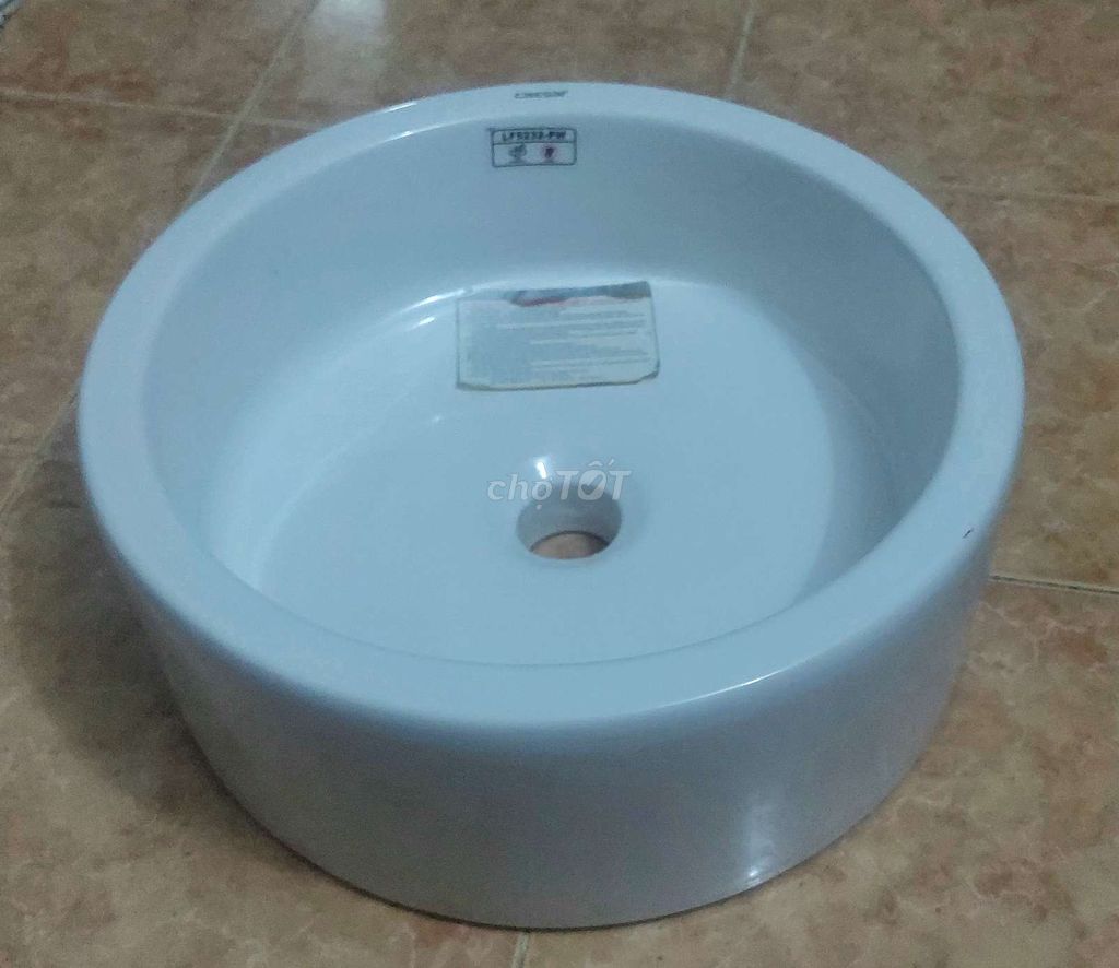 Chậu rửa tròn Lavabo Caesar LF5232-PW