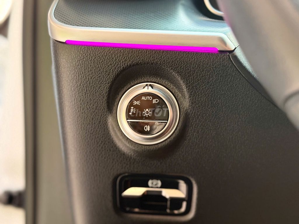 Mercedes Benz C200 Avantgarde 2023. Mua bán Ô tô tại Quận Long Biên Hà Nội được đăng bởi Khổng Tấn Luxury Car hình 11