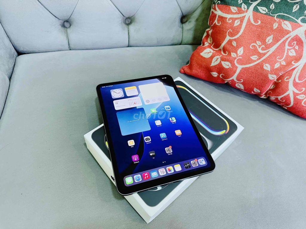 iPad Pro M4 256G 5G Wifi 99% màu đen pin rin 94%. Mua bán Máy tính bảng tại Quận Hải Châu Đà Nẵng được đăng bởi Hoàng Anh Tuấn hình 1