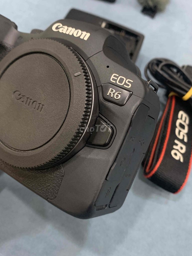 LÊN ĐỜI BÁN BODY CANON R6