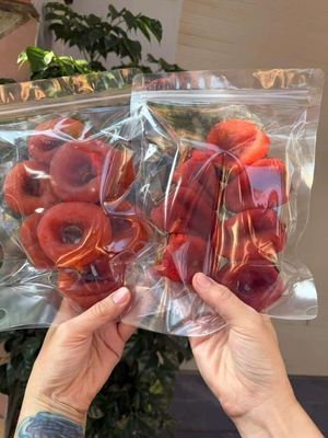 Hồng sấy dẻo treo tự nhiên. Mua bán Đồ ăn, thực phẩm và các loại khác tại Quận Long Biên Hà Nội được đăng bởi tổng kho sỉ