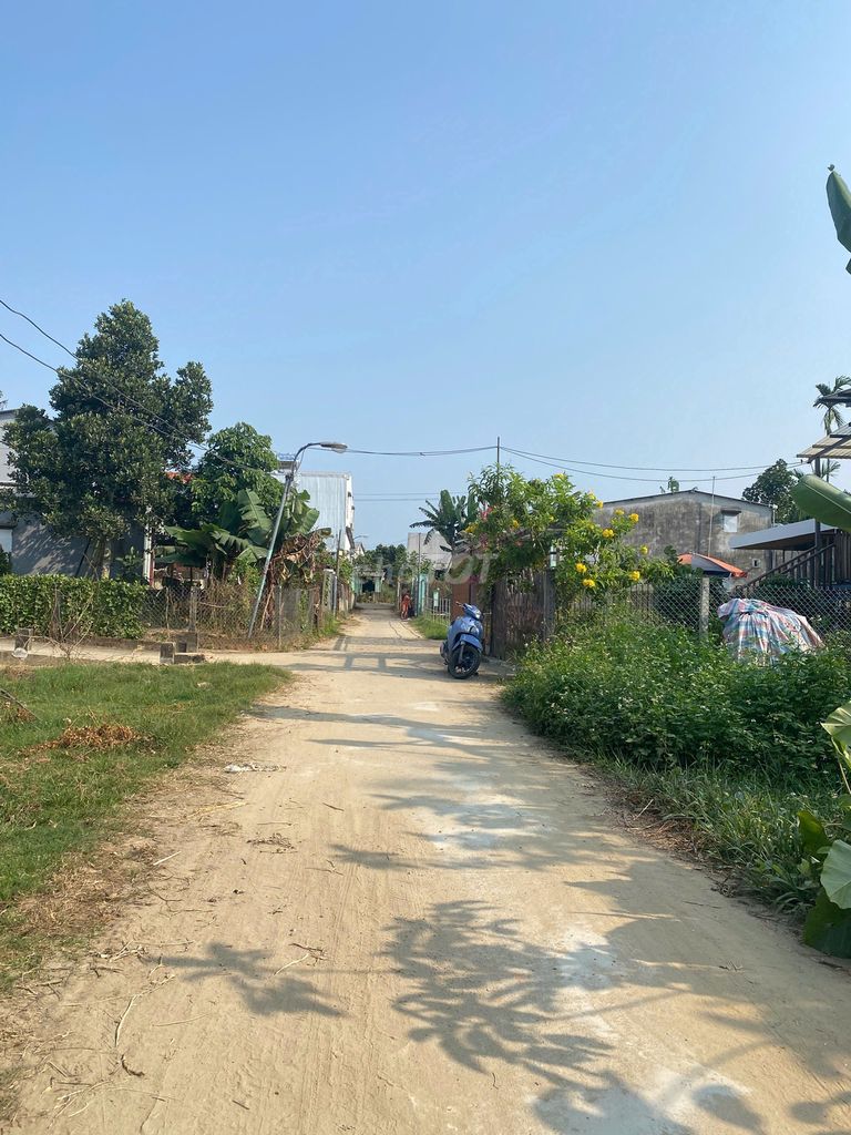 Chính chủ cần ra đi lô Điện Trung oto tới nơi.. Mua bán đất tại Thị xã Điện Bàn Quảng Nam được đăng bởi Phạm Thị Xuân Lan hình 1