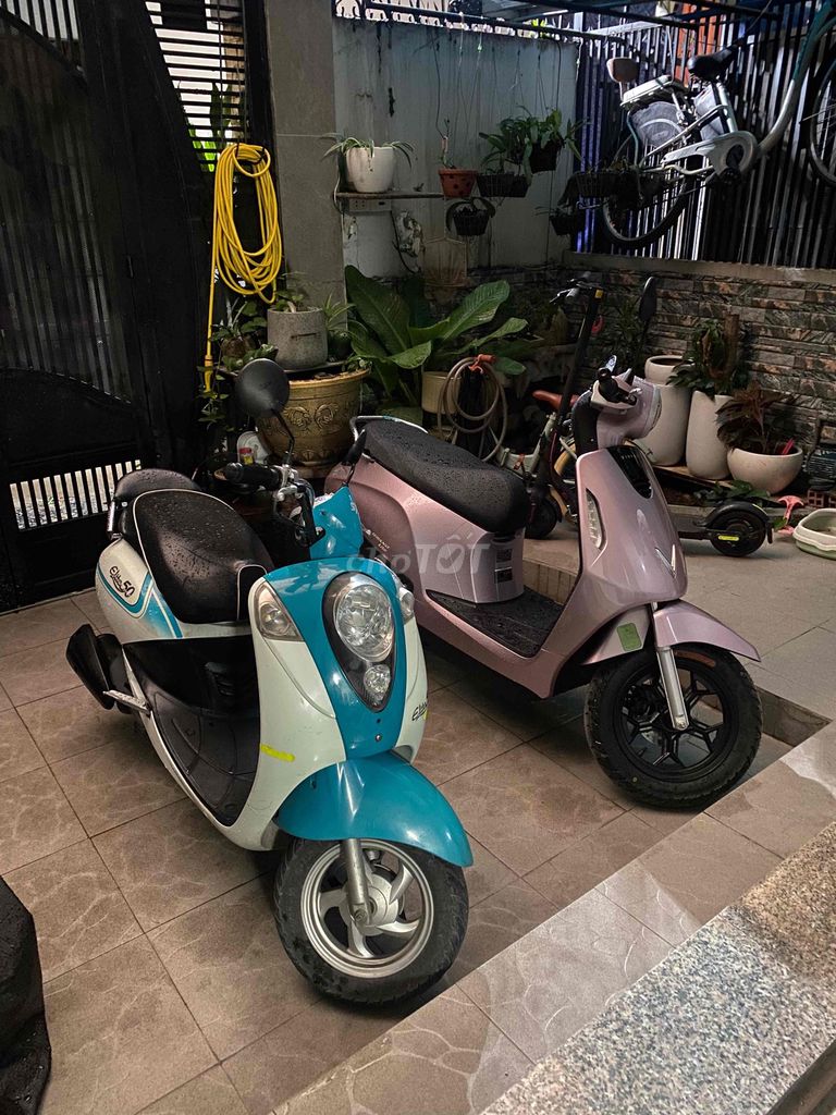 Скутер SYM Elite 50 бело-синий 14926 км
