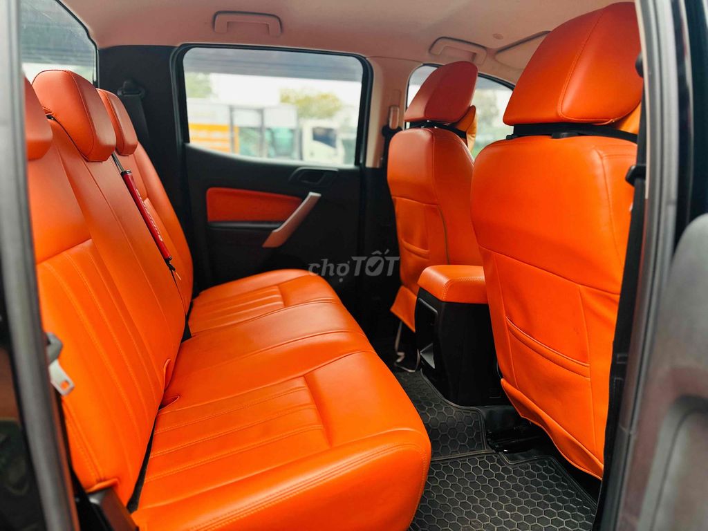 Ford Ranger 2020 Số sàn 70.000 km. Mua bán Ô tô tại Quận Hoàng Mai Hà Nội được đăng bởi anh Biên hình 14