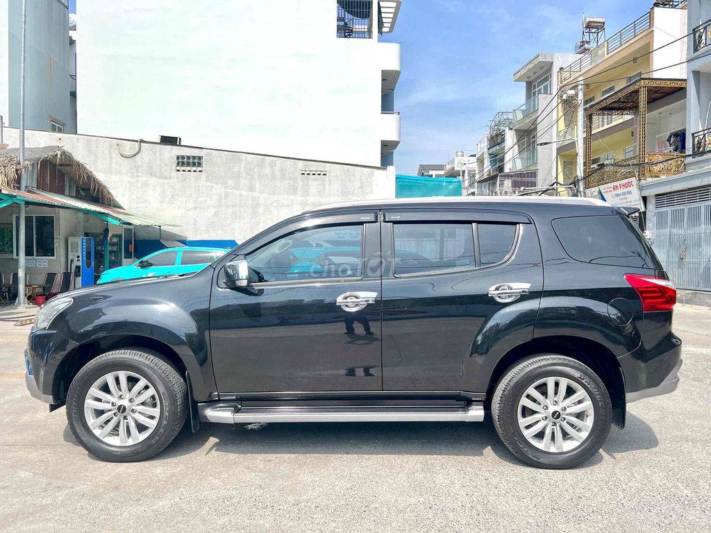 Isuzu Mu X 2018 1.9 4X2 AT - 88000 km. Mua bán Ô tô tại Quận Tân Phú Tp Hồ Chí Minh được đăng bởi phan khanh hình 9