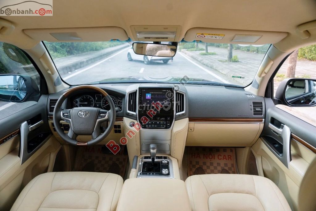 Toyota Land Cruiser 2016 Đẹp xuất sắc. Mua bán Ô tô tại Quận Bắc Từ Liêm Hà Nội được đăng bởi Lâm Nguyễn hình 2