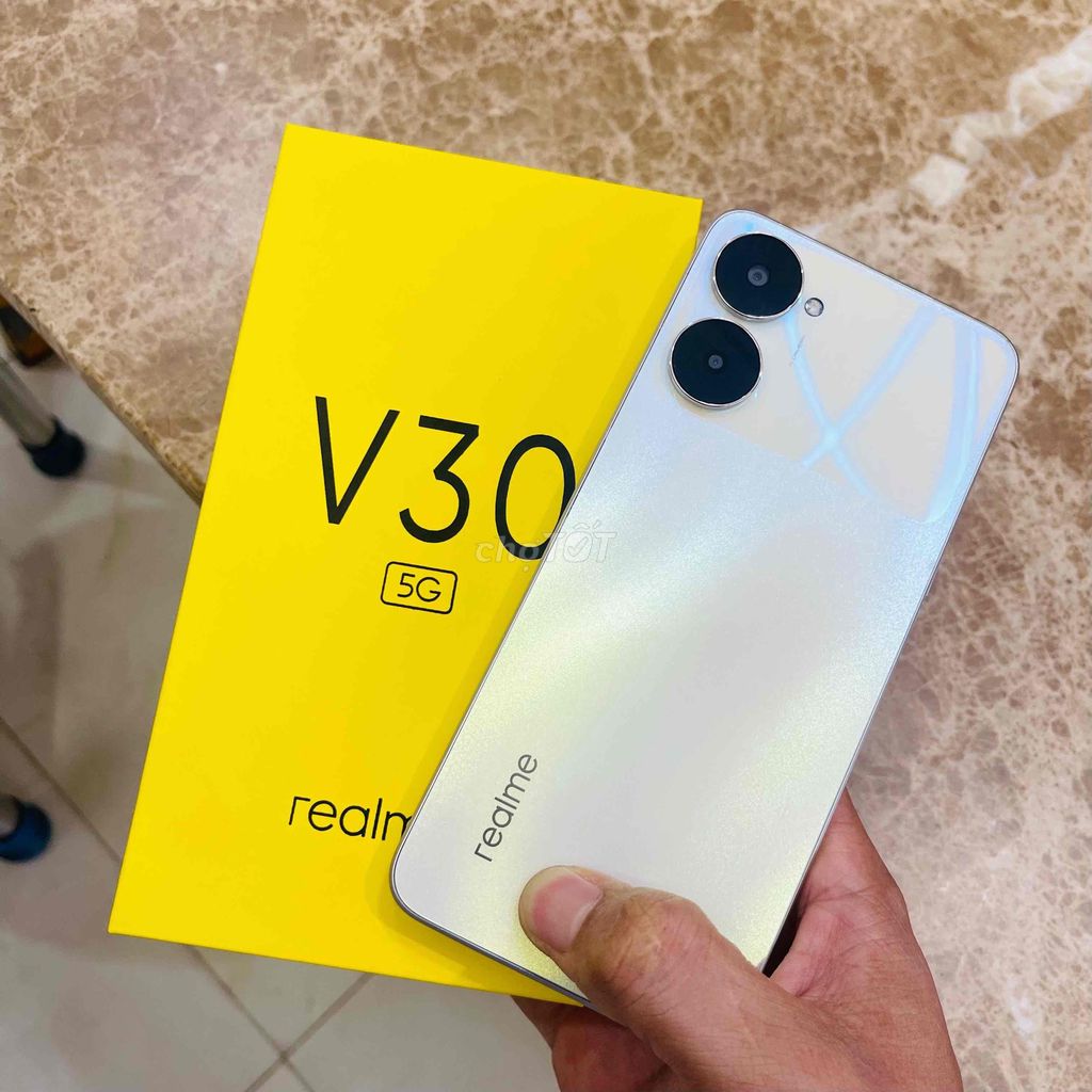 Realme V30 5G Ram8/256 Full box mới