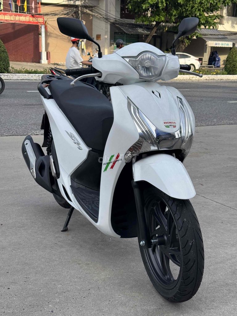 Hon Da SH 150 dk 2016 khoá smkay bs 43. Mua bán Xe máy tại Quận Cẩm Lệ Đà Nẵng được đăng bởi Duc Tran  hình 5