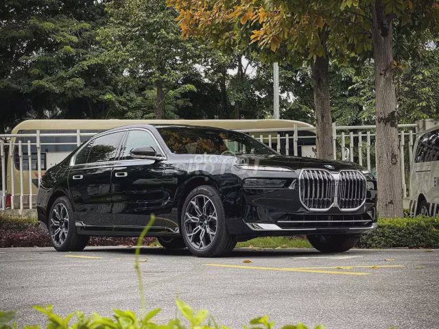 BMW 7 Series 2025 740i Pure Excellence. Mua bán Ô tô tại Huyện Vĩnh Bảo Hải Phòng được đăng bởi Thaco Auto Hải Phòng hình 4
