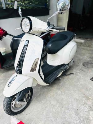 Vespa 2014. Mua bán Xe máy tại   được đăng bởi Nguyễn Văn Nghĩa