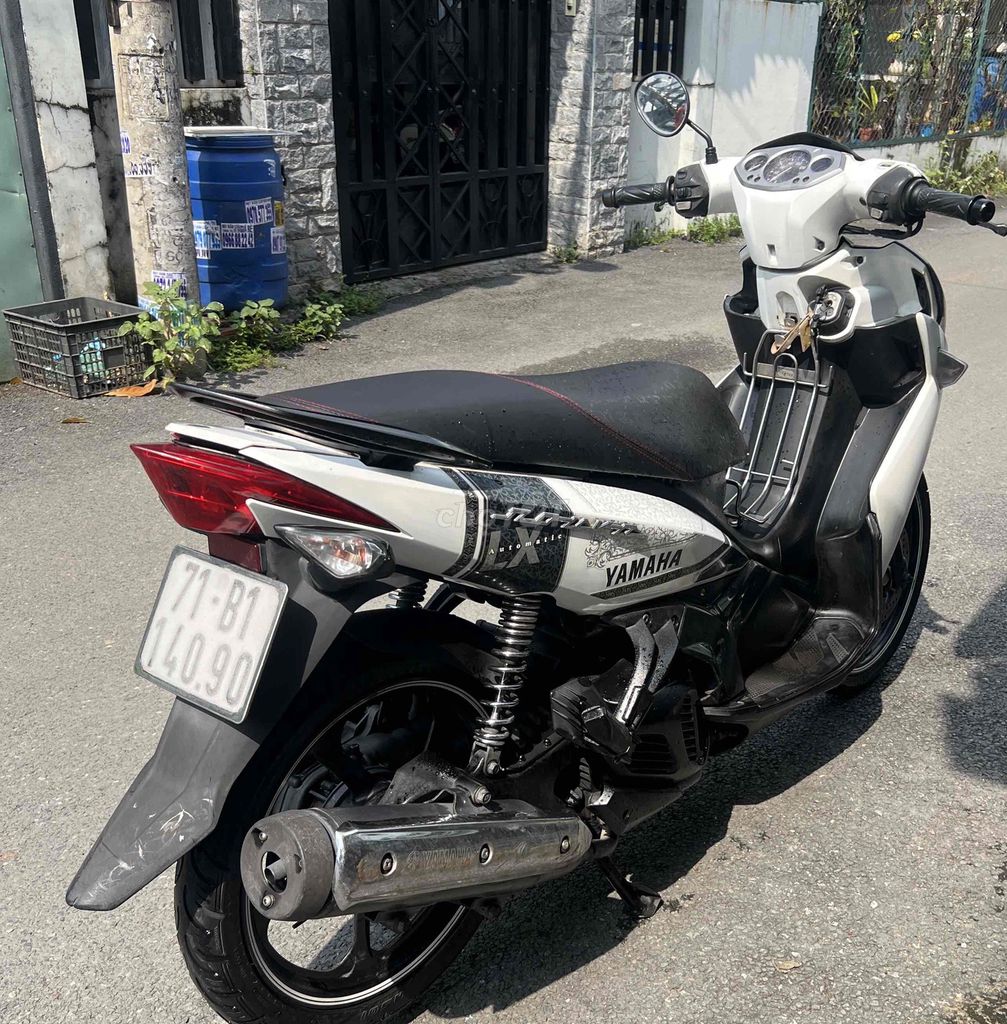 yamaha novo 4 đk 2011 xe đẹp máy móc êm giá tốt. Mua bán Xe máy tại Thành phố Thuận An Bình Dương được đăng bởi Nguyễn hảo hình 2