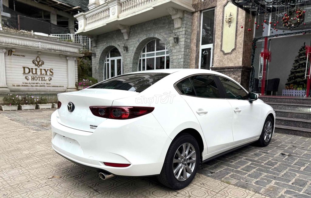 Mazda 3 2020 Deluxe 54.000 km Trắng. Mua bán Ô tô tại Thành phố Đà Lạt Lâm Đồng được đăng bởi nguyễn hữu minh hình 3