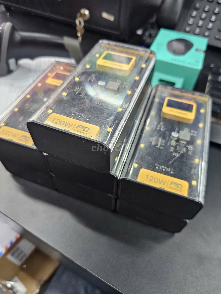 Sạc dự phòng 30000mAh 120W Đen cũ. Mua bán Phụ kiện (Màn hình, Chuột...) tại Thành phố Phủ Lý Hà Nam được đăng bởi Nghĩa hình 1