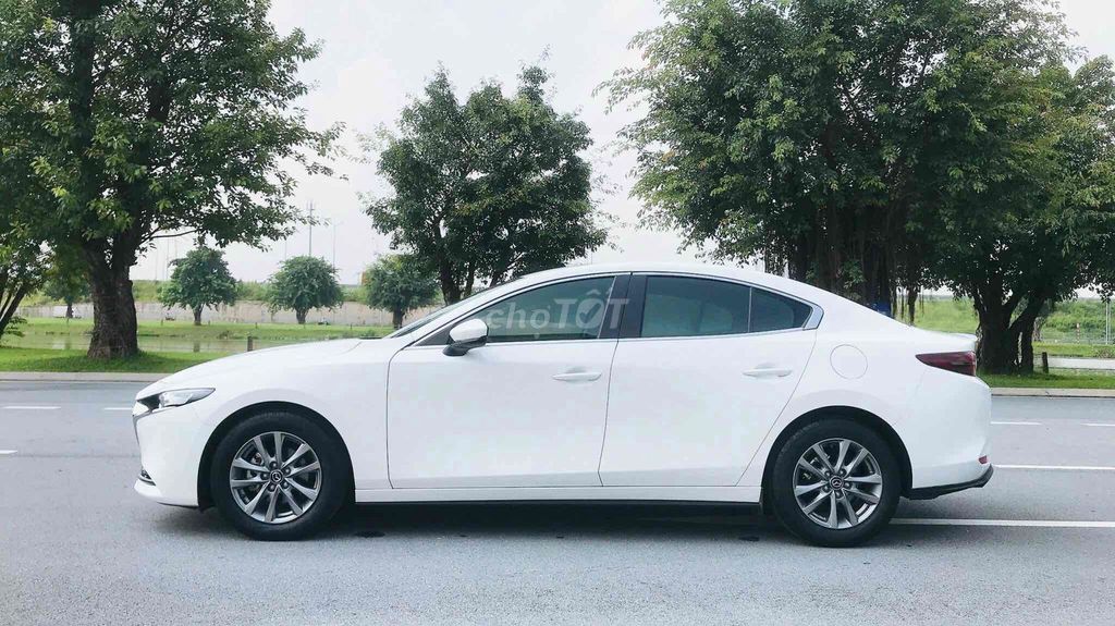 Mazda 3 2020 1.5L Luxury Trắng Zin Đi Hơn 6Vạn. Mua bán Ô tô tại Huyện Gia Lâm Hà Nội được đăng bởi Truong Tuan hình 8