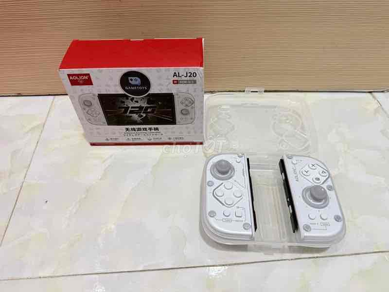 Tay cầm chơi game Aolion J20 Pro Trắng Đã sử dụng. Mua bán Thiết bị chơi game tại Thành phố Thuận An Bình Dương được đăng bởi Nhật Thanh hình 1
