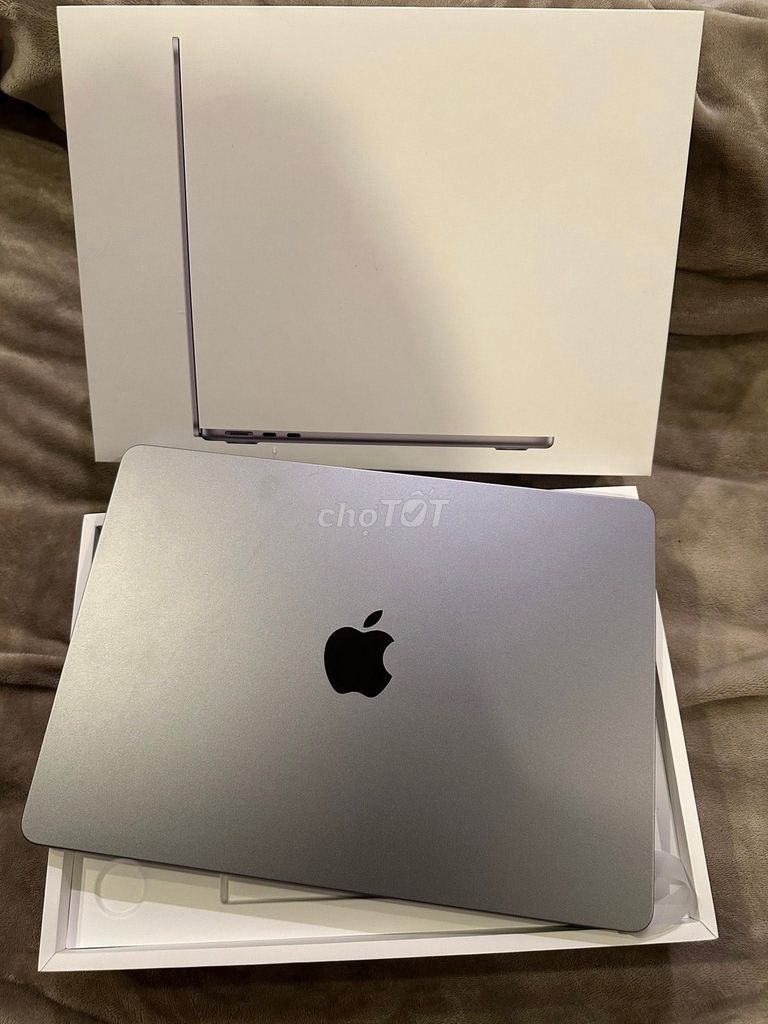 Apple MacBook Air M2 2024 Xám 256GB. Mua bán Laptop tại Huyện Hòa Vang Đà Nẵng được đăng bởi Trung Hiếu hình 1