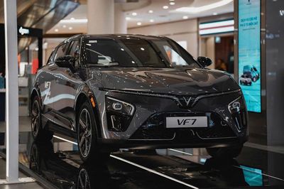 VinFast VF7 2025 Eco TT Chỉ 100 Củ Có Xe Ngay Luôn. Mua bán Ô tô tại Huyện Bình Chánh Tp Hồ Chí Minh được đăng bởi VinFast Tâm Phong Bình Chánh