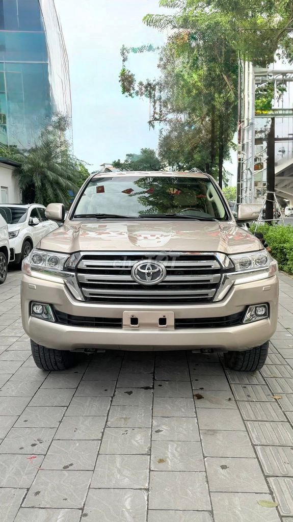 Toyota Land Cruiser 2016 VX 4.6 V8 - 89000 km. Mua bán Ô tô tại Quận Bắc Từ Liêm Hà Nội được đăng bởi Mr Hợi  hình 3