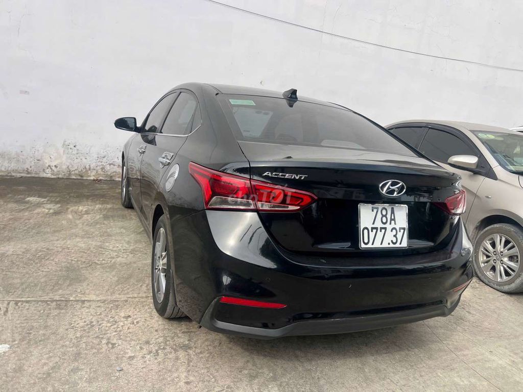 Hyundai Accent 2019 Đen 65000 km. Mua bán Ô tô tại Quận 8 Tp Hồ Chí Minh được đăng bởi VinFast Đại Lộc hình 4