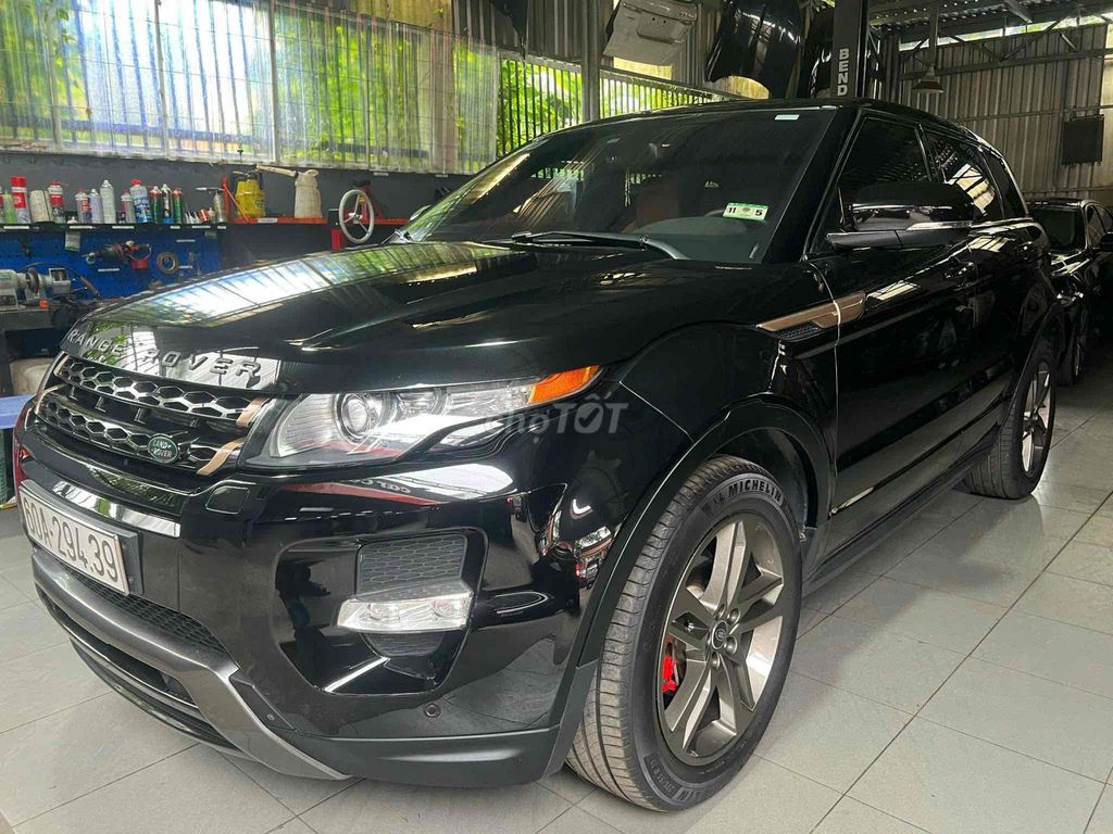 Cần bán con xe Range Rover Evoque tâm huyết!. Mua bán Ô tô tại Thành phố Thủ Đức Tp Hồ Chí Minh được đăng bởi Quốc Đại hình 5