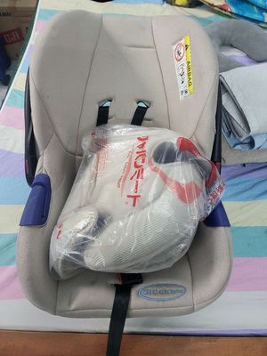 Thanh lý ghế ngồi ô tô cho bé