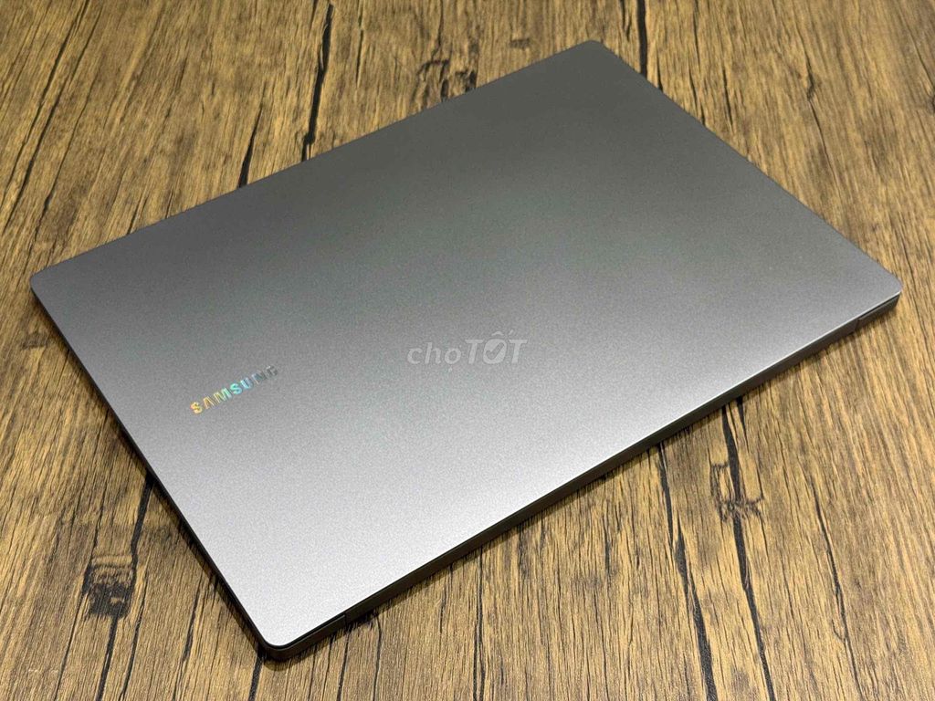 Samsung Book 5 Pro Ultra 7 16 inch 16GB/512GB. Mua bán Laptop tại Quận Bình Thạnh Tp Hồ Chí Minh được đăng bởi Lê Khanh hình 1
