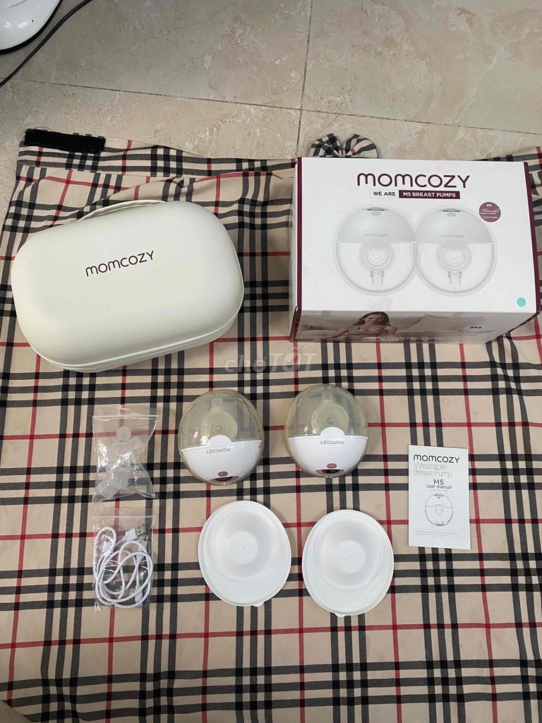 momcozy m5 hut êm ti rảnh tay cho me