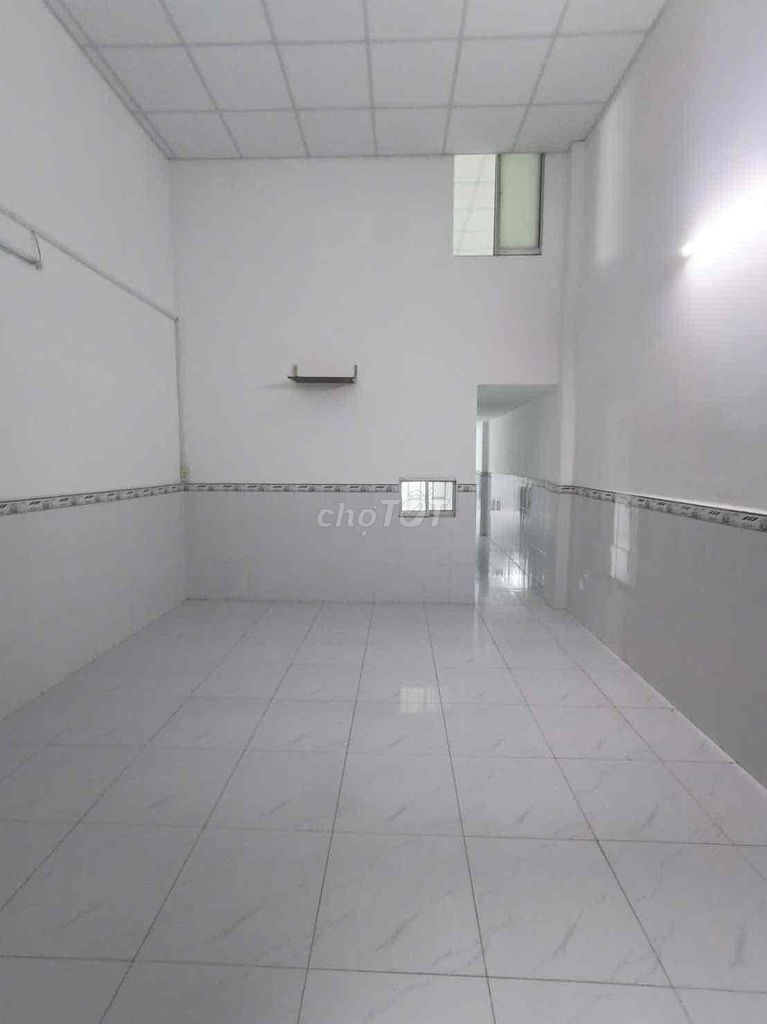 Rent · 3 bd · 100 м² · Quận 12, ул. Cầu vượt Tân Thới Hiệp