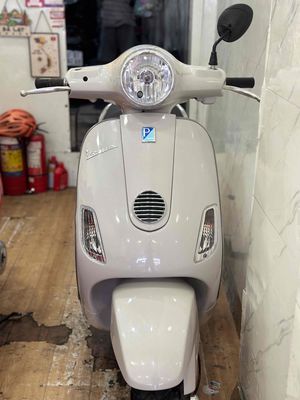 Piaggio Vespa LX125ie Đời 2012 . BSTP. Mua bán Xe máy tại Quận Phú Nhuận Tp Hồ Chí Minh được đăng bởi Ngọc Huy