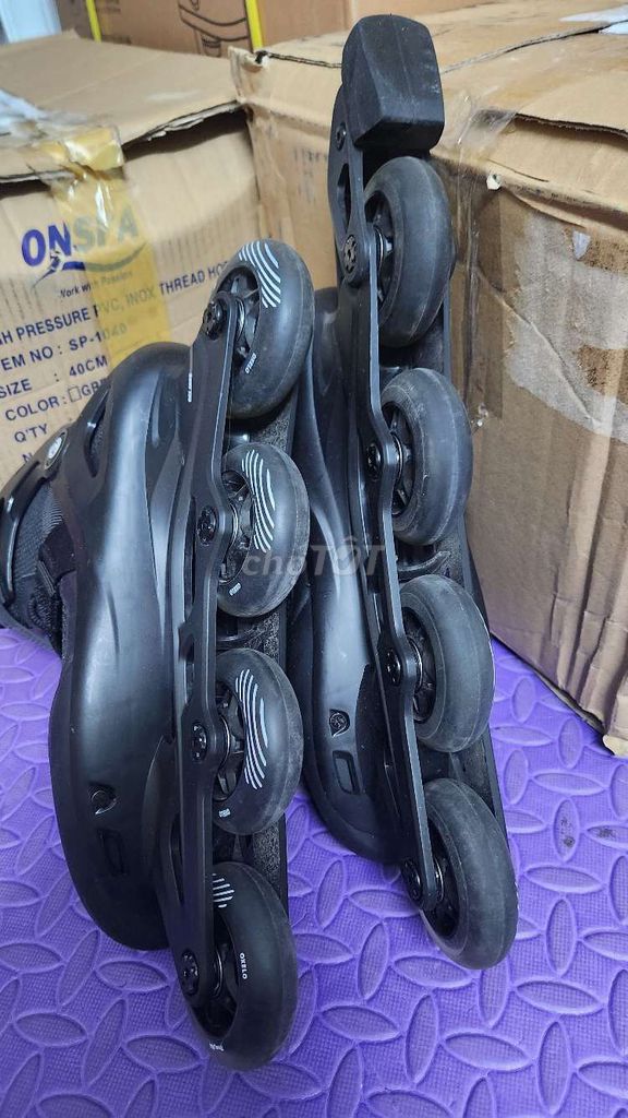 Giày trượt patin Đen Unisex size 40. Mua bán Đồ thể thao, Dã ngoại tại Huyện Thanh Trì Hà Nội được đăng bởi đồ linh tinh ko dùng hình 1